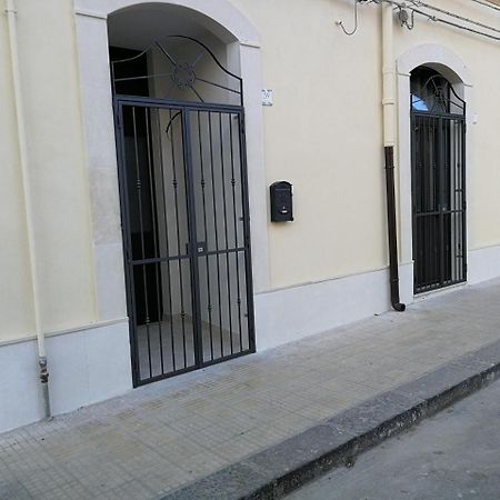 Syracuseapartments Isonzo Di Siracusa Stupendo Appartamento Vicino Ad Ortigia E A 200M Dal Mare Bagian luar foto